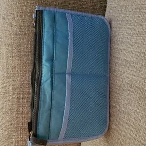 Purse organizer new blue